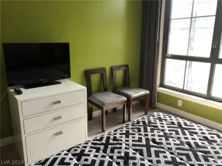 Photo #3: 2063549 Listing 