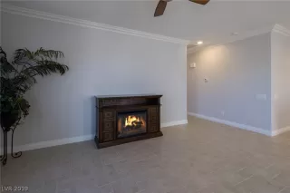 Photo #5: 2063556 Listing