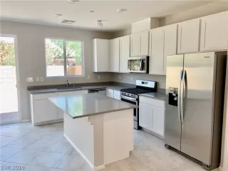 Photo #3: 2063667 Listing 