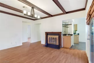 Photo #4: 2063687 Listing