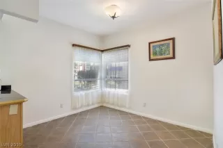 Photo #6: 2063687 Listing