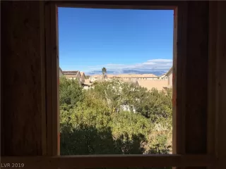 Photo #4: 2063689 Listing