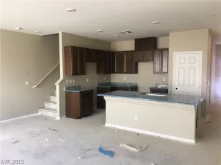 Photo #1: 2063699 Listing 