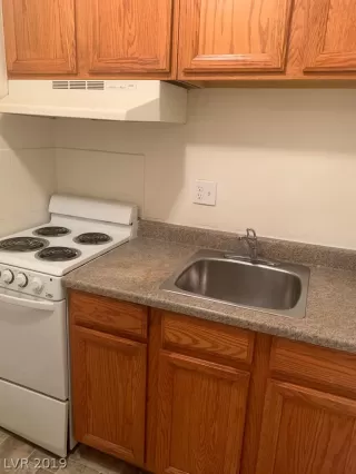 Photo #5: 2063745 Listing 