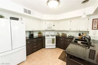 Photo #4: 2063754 Listing 