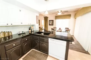 Photo #6: 2063754 Listing 