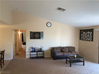 Photo #3: 2063801 Listing 