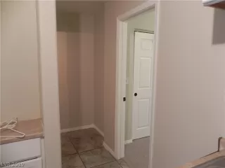 Photo #5: 2063840 Listing 