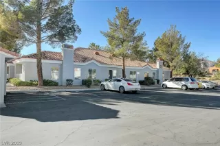 Photo #2: 2063844 Listing