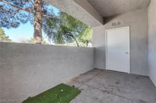 Photo #5: 2063844 Listing