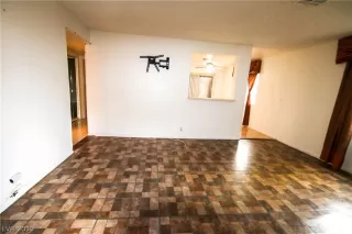 Photo #5: 2063861 Listing 