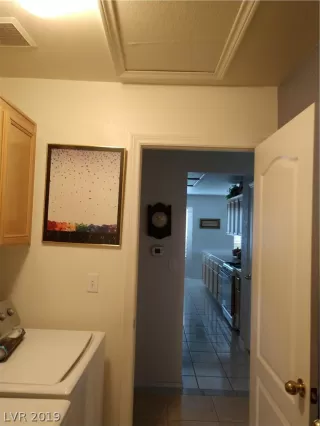 Photo #5: 2063903 Listing 
