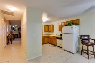 Photo #3: 2063909 Listing