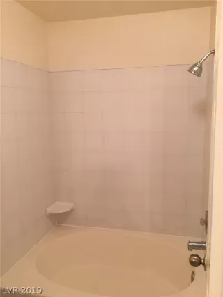 Photo #6: 2063971 Listing 