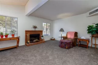 Photo #3: 2063995 Listing