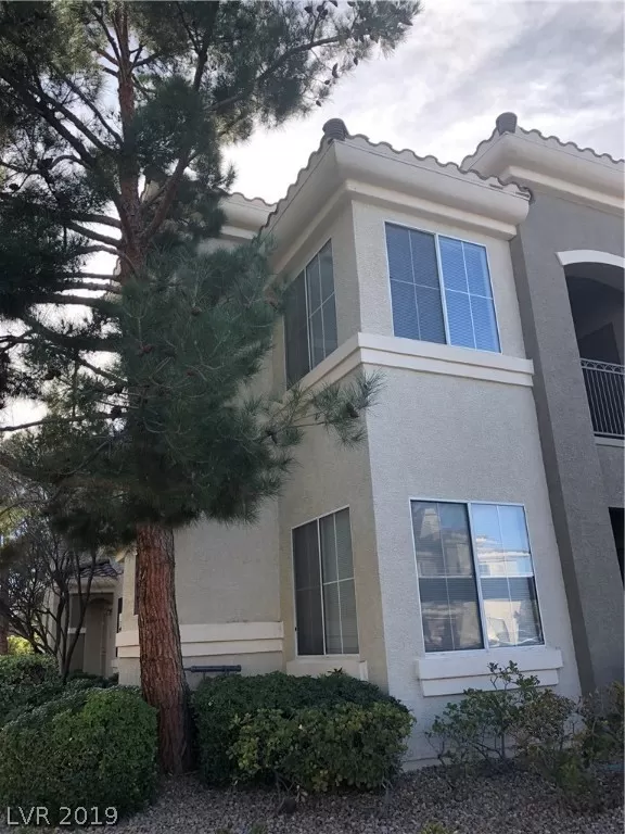 MLS: 2064025 Condo For Sale