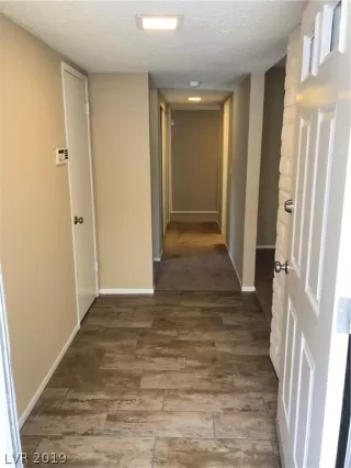 Photo #4: 2064131 Listing 