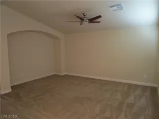 Photo #3: 2064143 Listing 