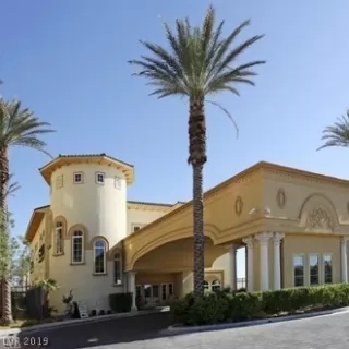 Photo #2: 2064169 Listing 