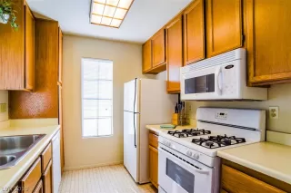 Photo #6: 2064199 Listing