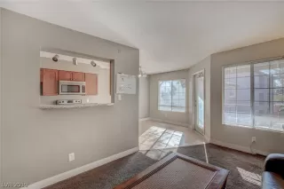 Photo #3: 2064229 Listing