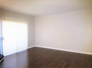 Photo #2: 2064234 Listing