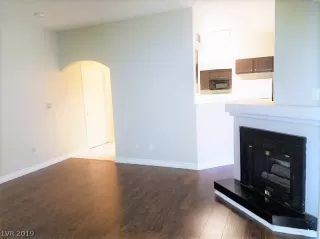 Photo #4: 2064234 Listing