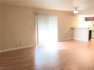 Photo #2: 2064255 Listing 