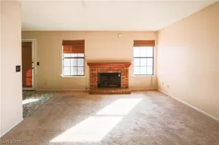 Photo #5: 2064389 Listing 