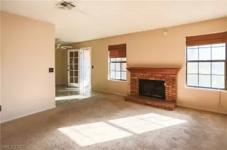 Photo #6: 2064389 Listing 