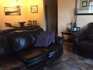 Photo #3: 2064417 Listing 