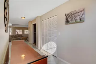 Photo #3: 2064458 Listing 