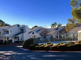 Photo #3: 2064498 Listing