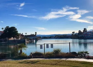 Photo #4: 2064498 Listing