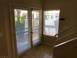 Photo #6: 2064498 Listing