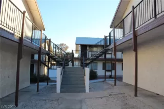 Photo #1: 2064598 Listing 
