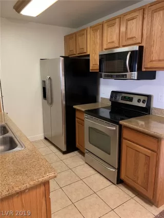 Photo #3: 2064620 Listing
