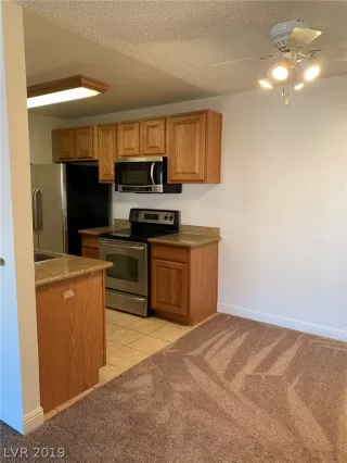 Photo #5: 2064620 Listing