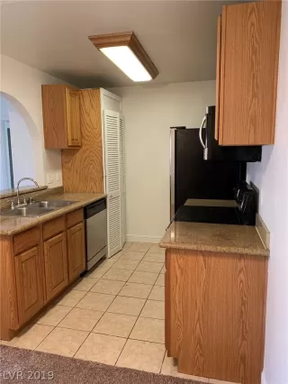 Photo #6: 2064620 Listing