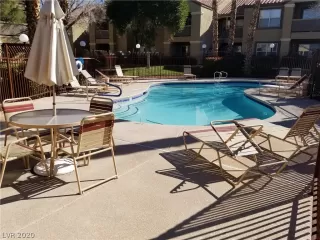 Photo #4: 2064652 Listing 