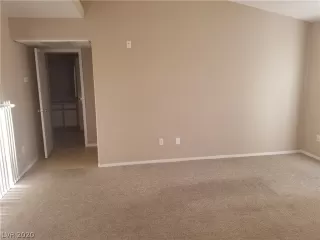 Photo #5: 2064652 Listing 