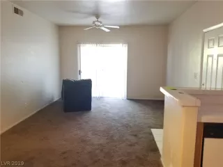 Photo #3: 2064670 Listing