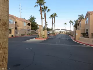 Photo #1: 2064677 Listing