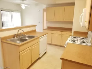 Photo #1: 2064680 Listing 