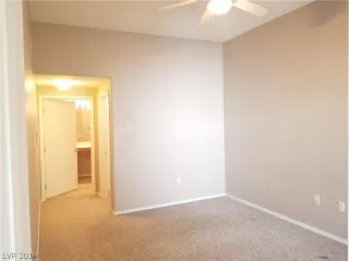 Photo #5: 2064686 Listing