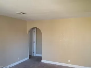 Photo #3: 2064696 Listing