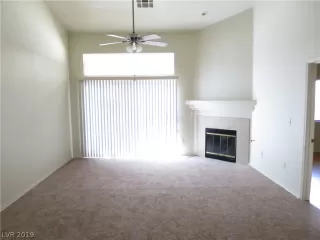 Photo #4: 2064730 Listing