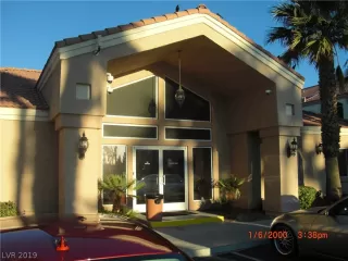 Photo #1: 2064747 Listing 