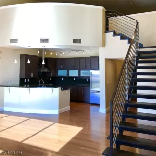 Photo #3: 2064816 Listing 