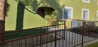 Photo #4: 2064901 Listing 